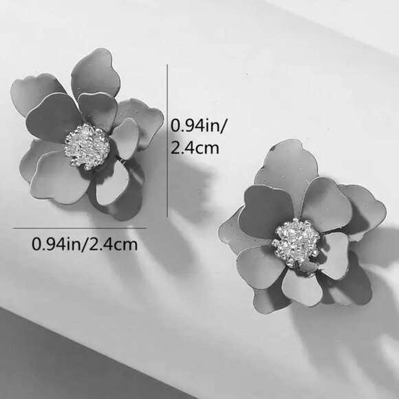 Earrings Flower Blue Simple Trendy Stylish Hollywood Glam Gold Unique Y2K Retro - Picture 2 of 2